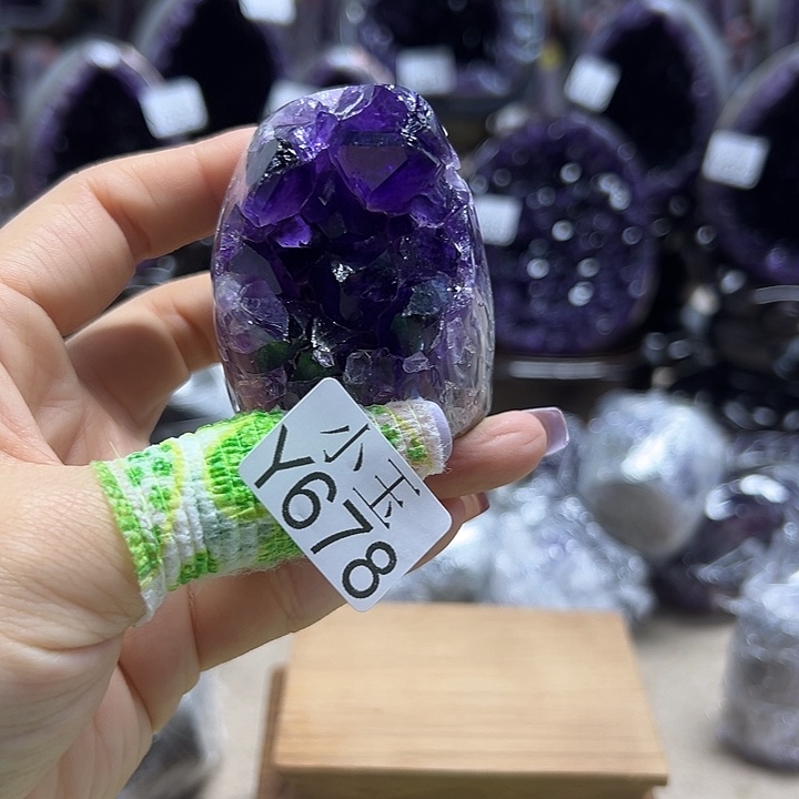 大型摆件（非配饰）未镶嵌水晶摆件