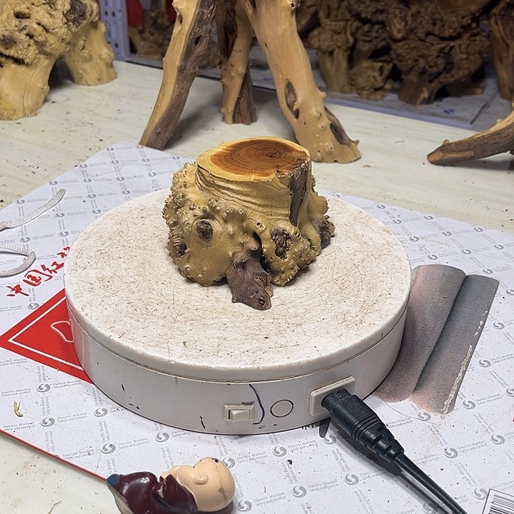 香榧木我在外面吃饭呢你在