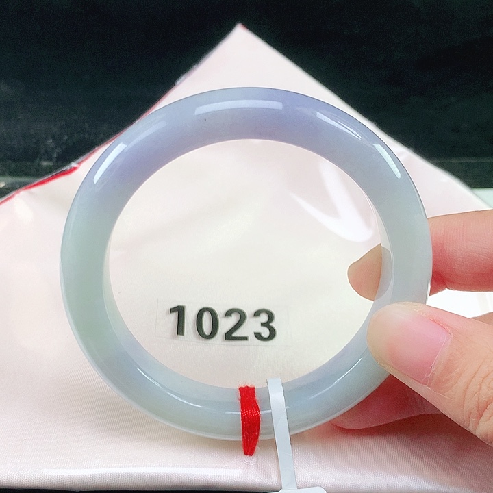 未镶嵌手镯翡翠翡翠手镯