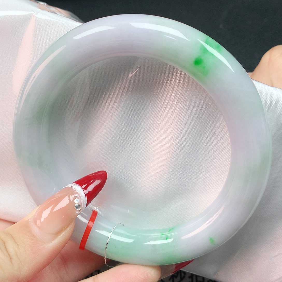 翡翠手镯未镶嵌60胖
