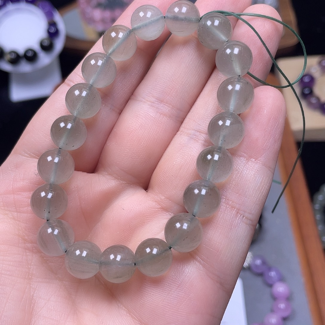 未镶嵌水晶手链多样性