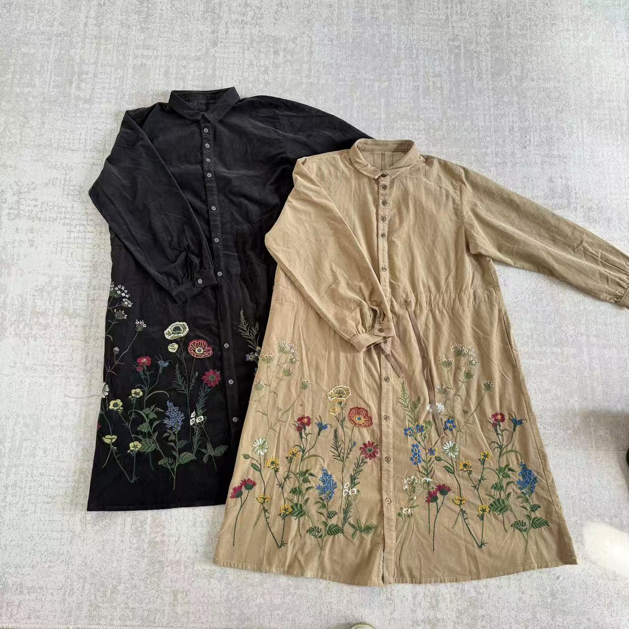 灯芯绒翻领重工花卉刺绣可收腰连衣裙 衬衫百搭日系25110252