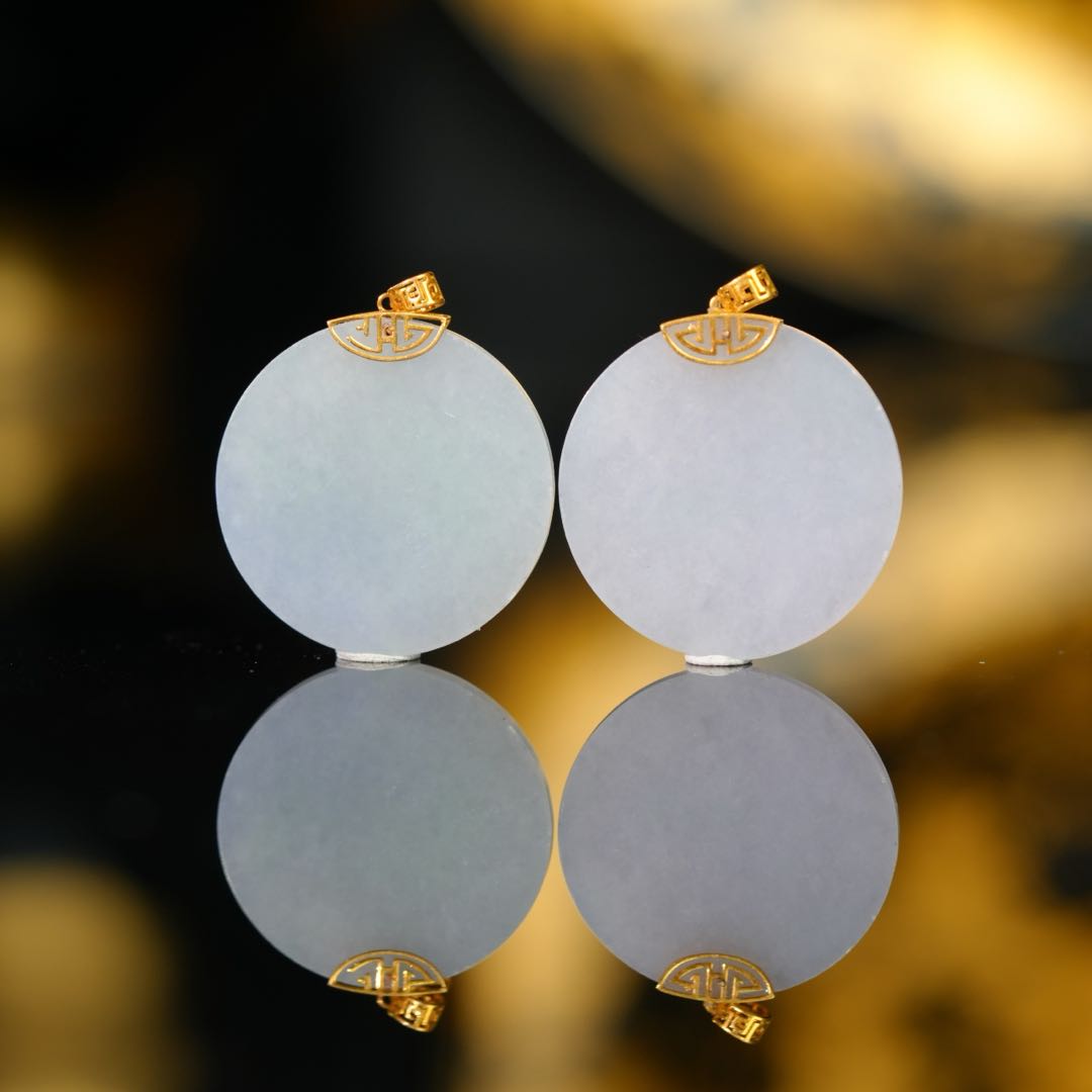 【初见珠宝】18k金翡翠春彩圆牌吊坠15-1C388X24【多样性发一件】