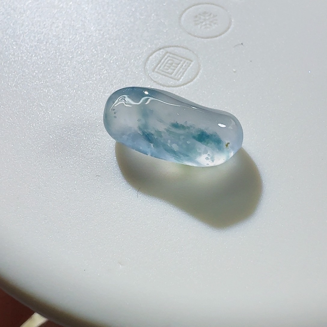 翡翠颈饰未镶嵌冰蓝花木那雪花棉随形