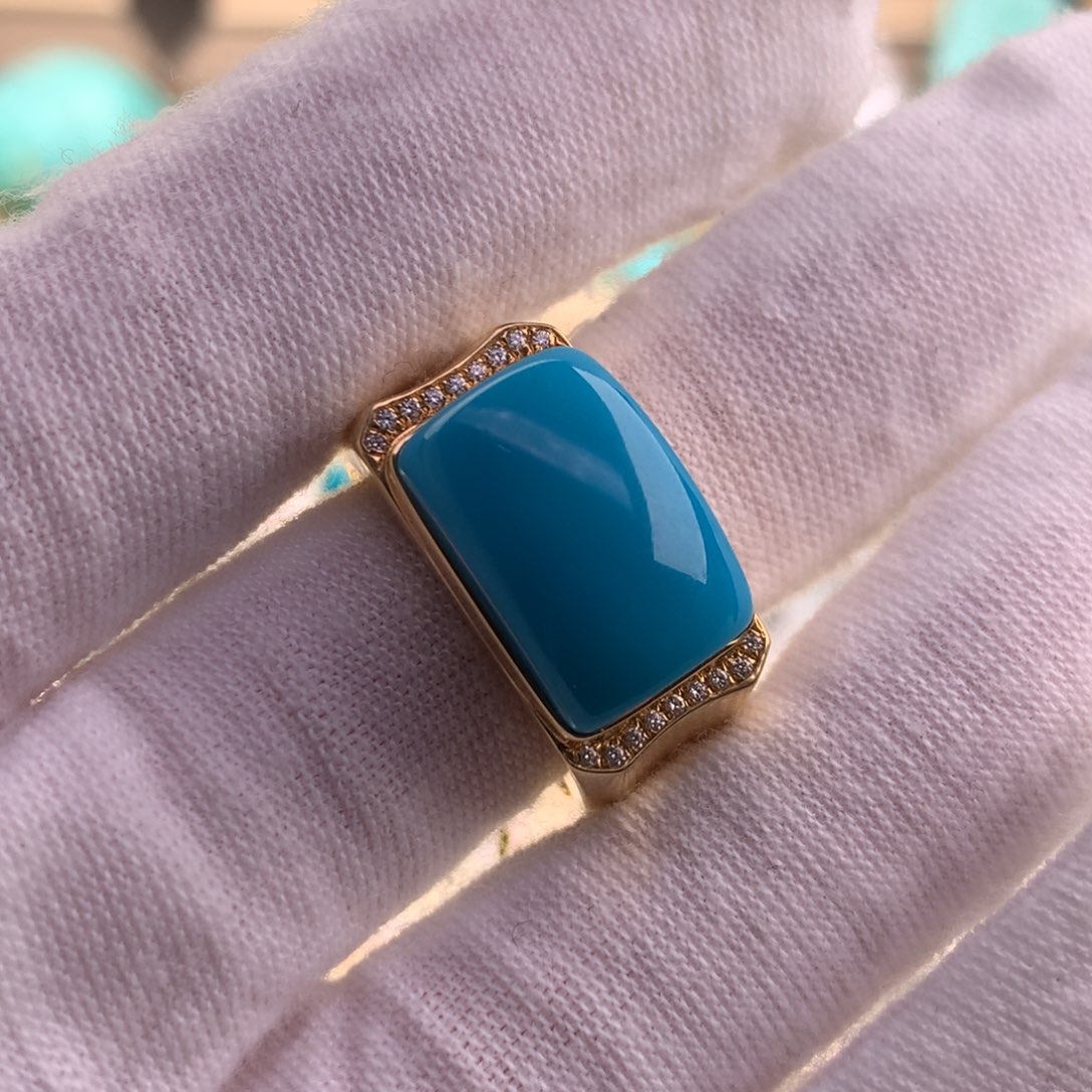 绿松石珠宝奇石18K金镶嵌暴**尔