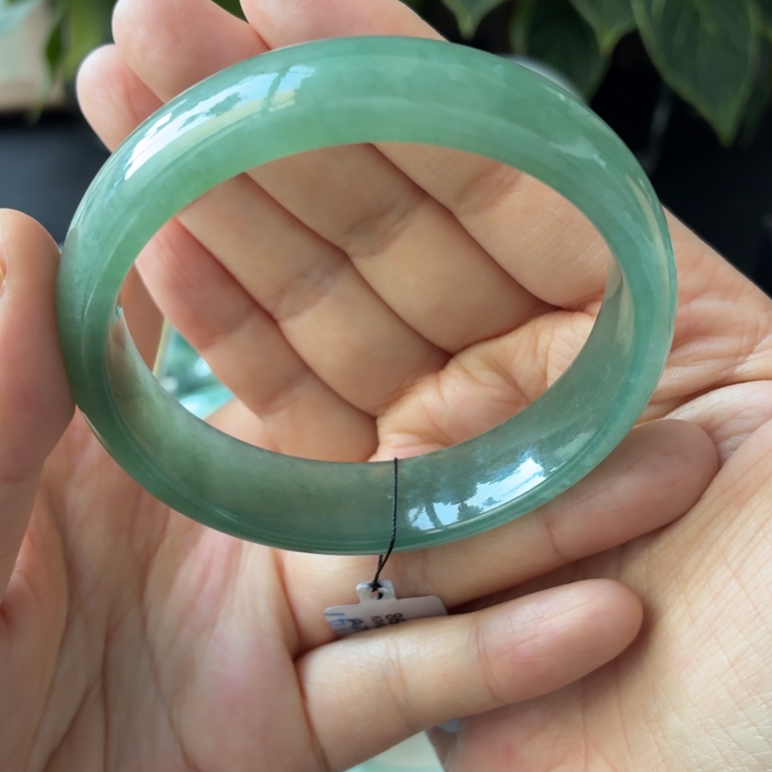 翡翠未镶嵌手镯天然