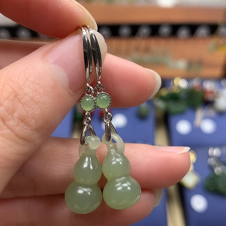 和田玉银S925镶嵌耳环葫芦18左右晴水