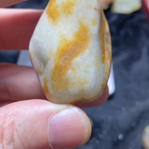 套链未镶嵌和田玉（糖玉）