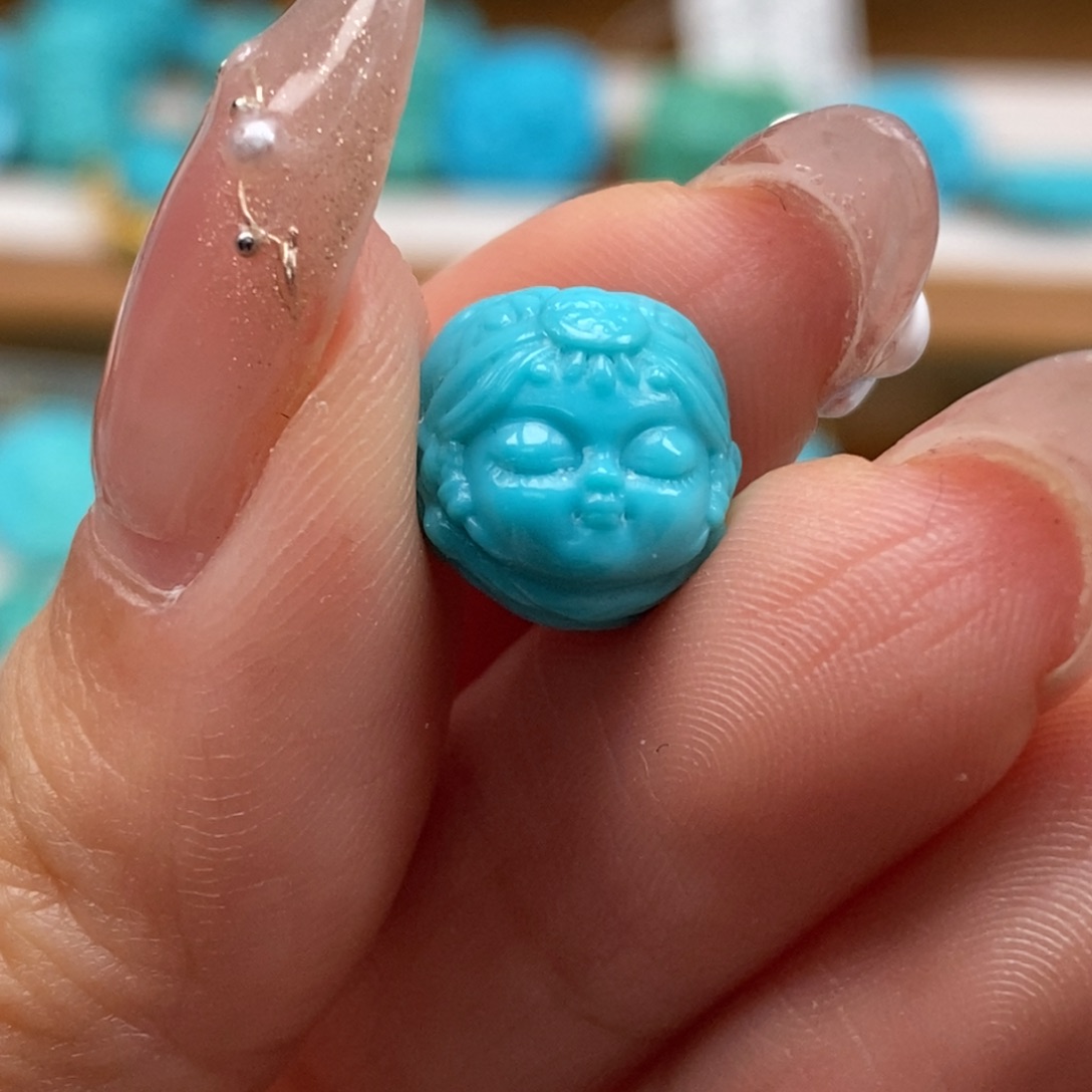 绿松石颈饰未镶嵌