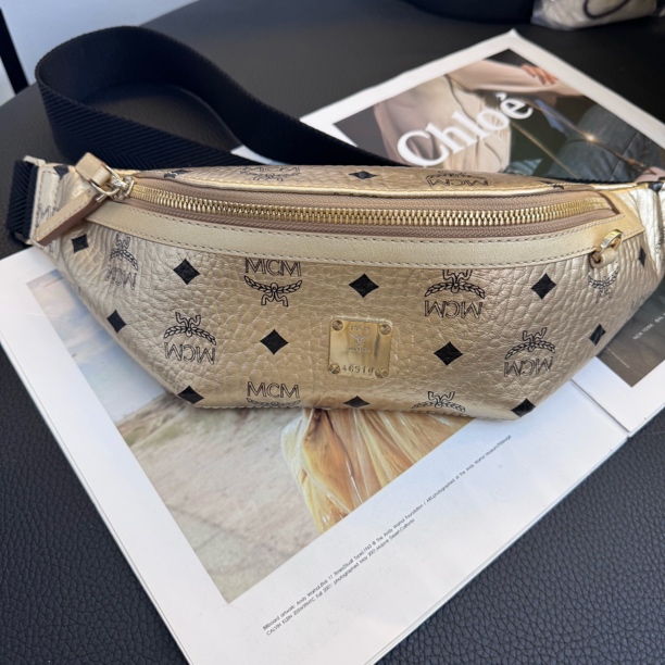 95新 MCM 大麦中古/mcm金属色腰包/
