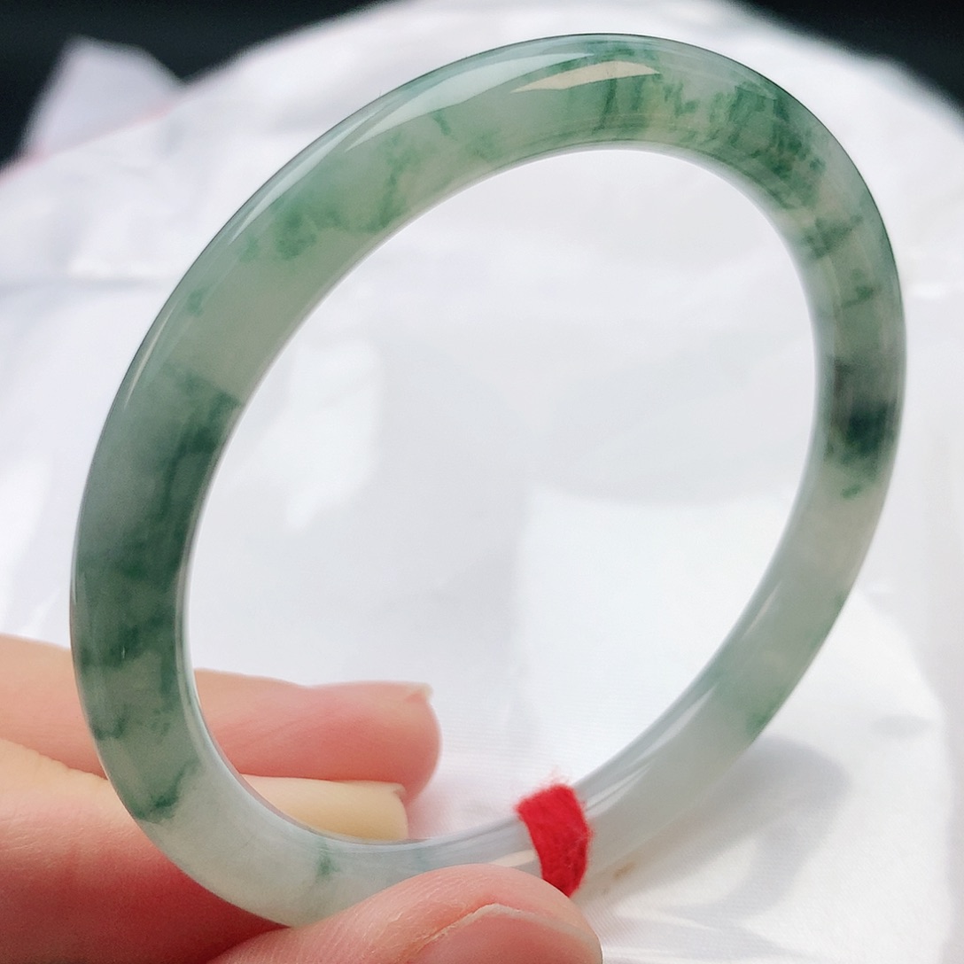 翡翠手镯未镶嵌51圆条882486