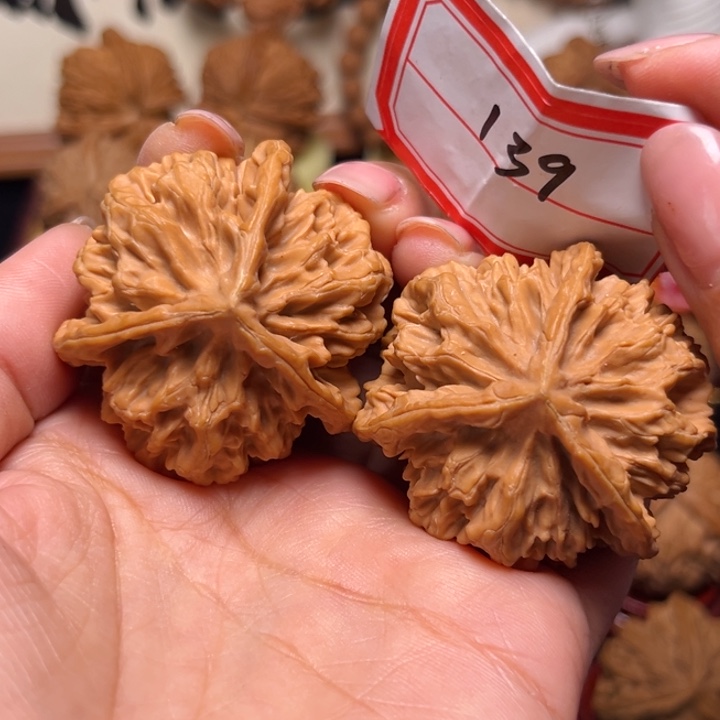 文玩核桃吊坠44全品帝王奔139