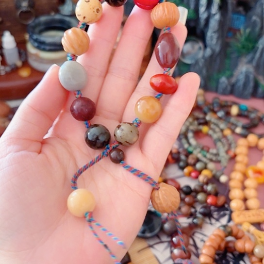 多宝福利手串漏价