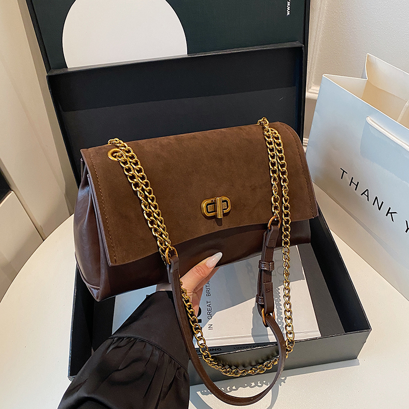 6238 咖色（长30厘米高17厘米）时尚百搭包包（无礼盒）