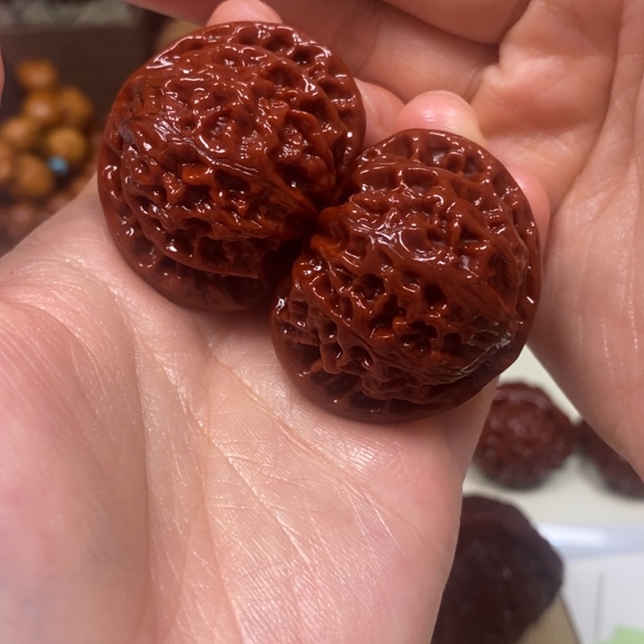 文玩核桃吊坠宫灯