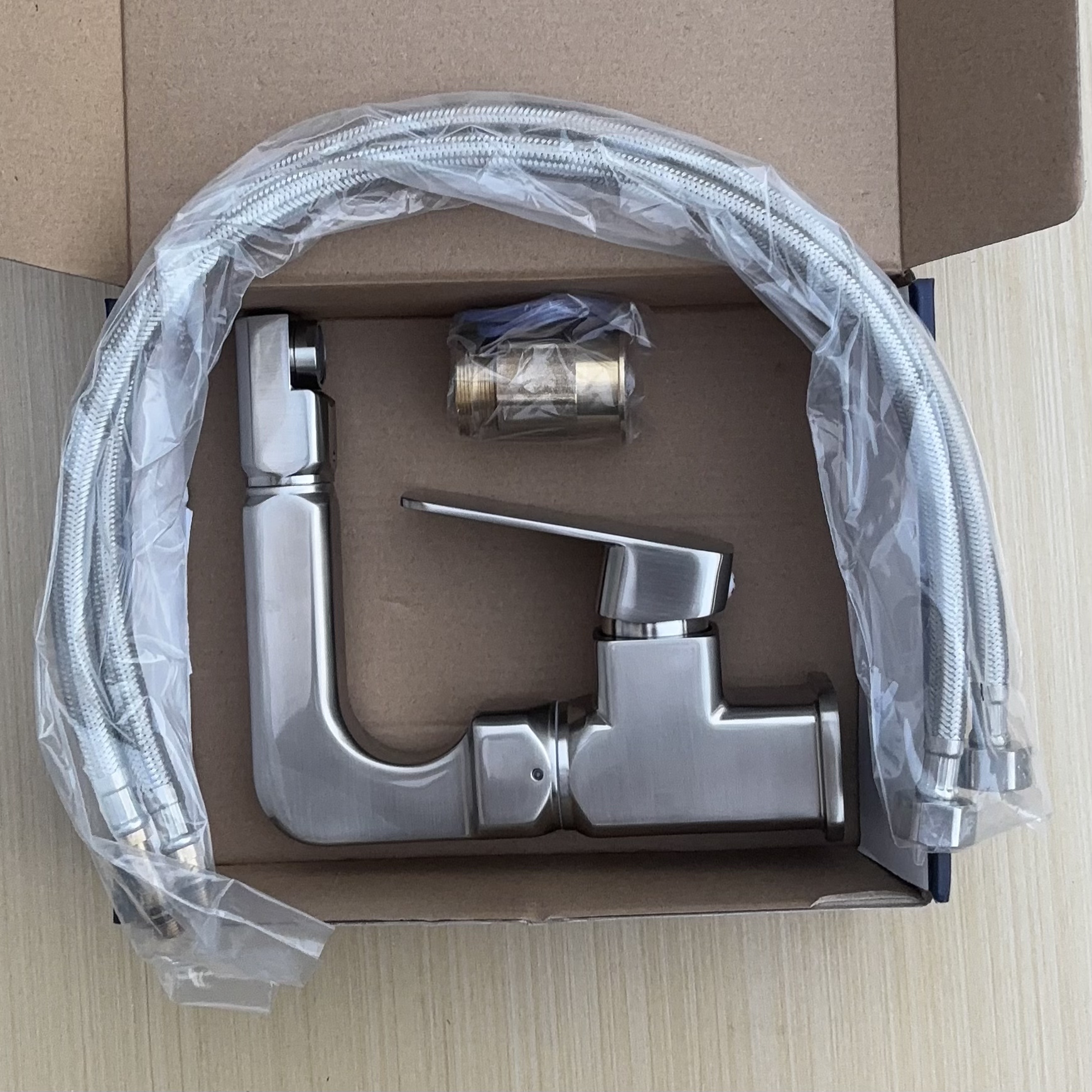 拉丝冷热不锈钢水龙头卫生间洗面盆360°双旋转冷热龙头