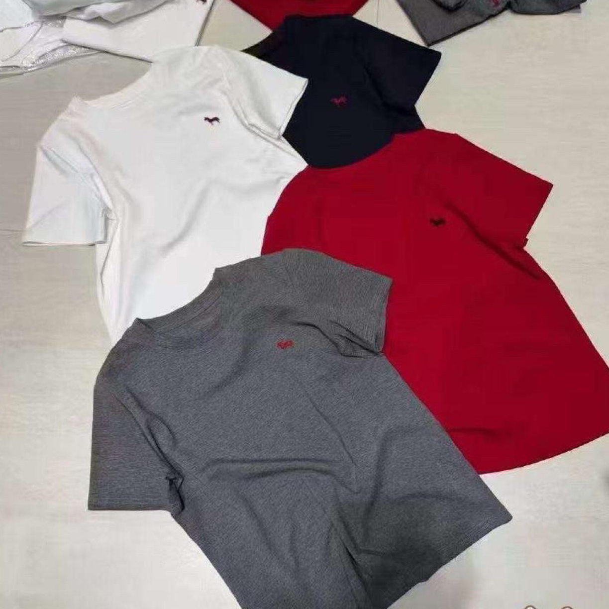 6522领刺绣短袖长袖简约风透气T恤针织时尚速干打底衫