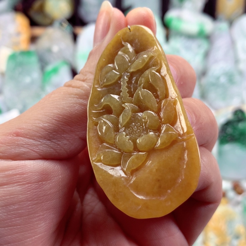 【闪购商品】翡翠吊坠(不含链)未镶嵌