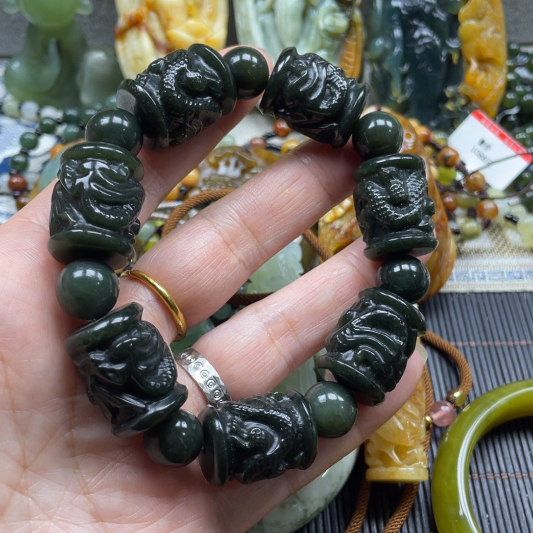 和田玉（糖玉）手链未镶嵌王***生