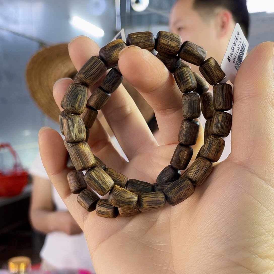 沉香手串海南老白棋桶珠单圈0.8/7克多样性发一