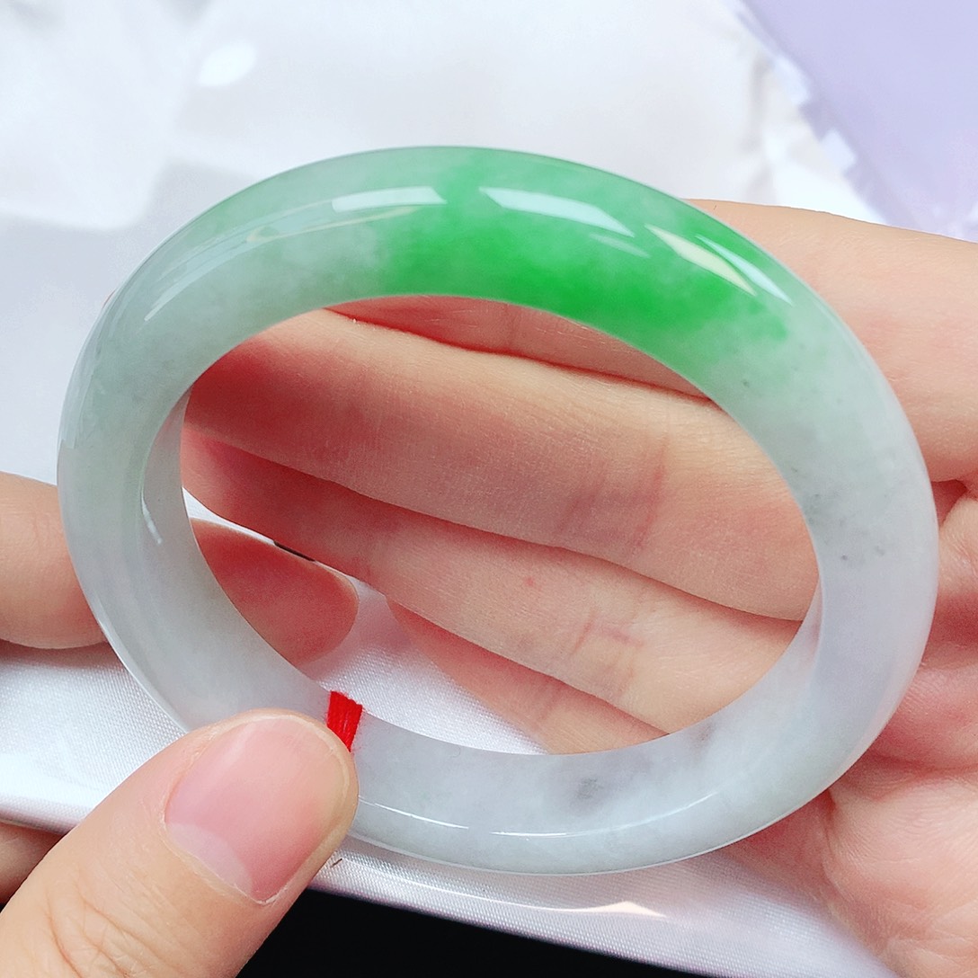 未镶嵌手镯翡翠抖音050