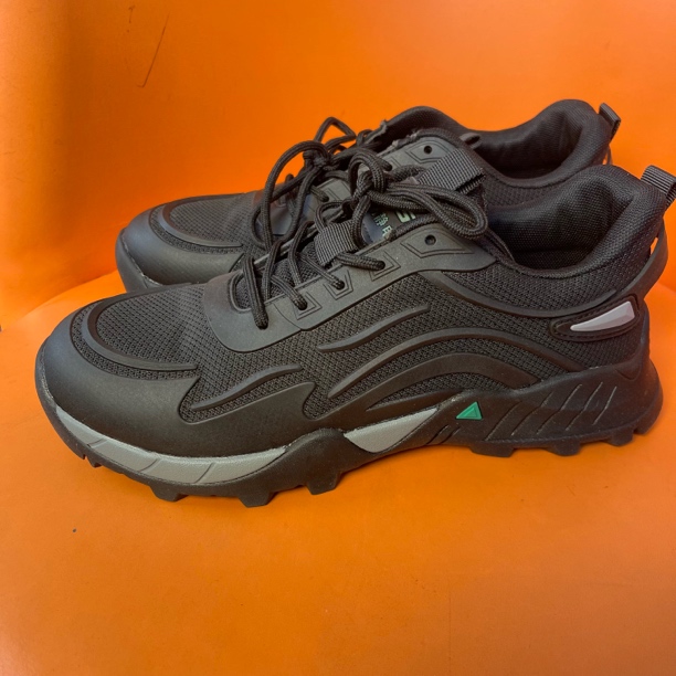 小小代皮鞋登山户外运动鞋66083