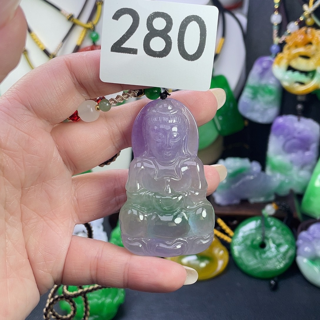 翡翠未镶嵌吊坠(赠链)