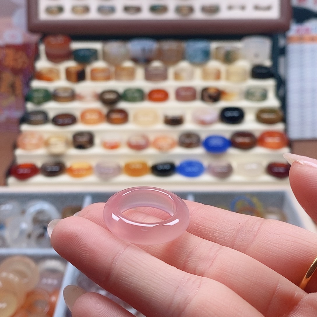 玛瑙/玉髓戒指未镶嵌?**.