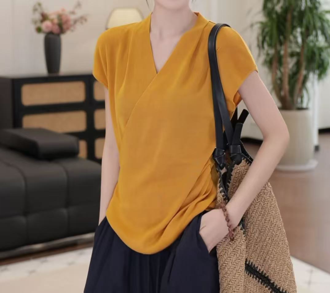 DALIANSU/大脸酥-4547   夏季设计感V领短袖上衣