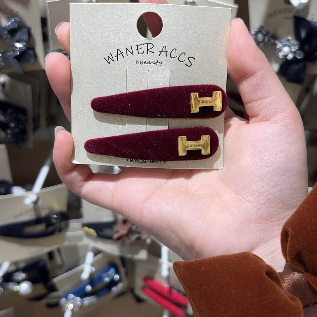 布艺非金属红丝绒拜拜夹