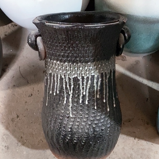 紫砂花盆口18高度37瑕疵黑