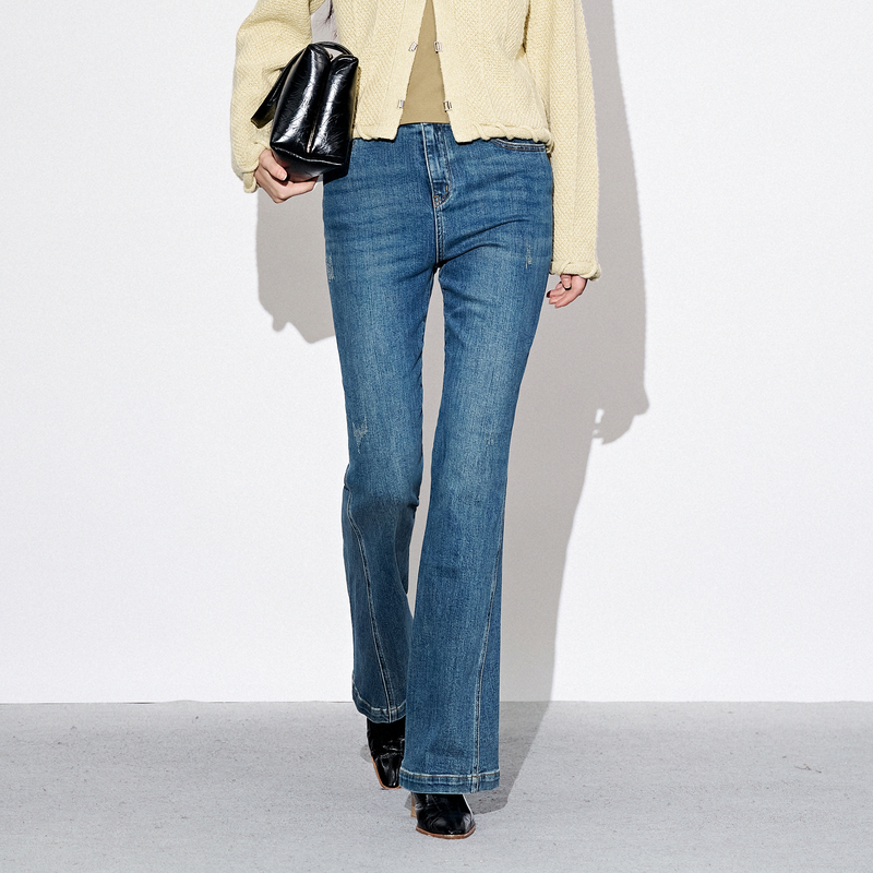 XG雪歌蓝色减龄水洗做旧牛仔裤秋季新款弹力修身微喇长裤女装