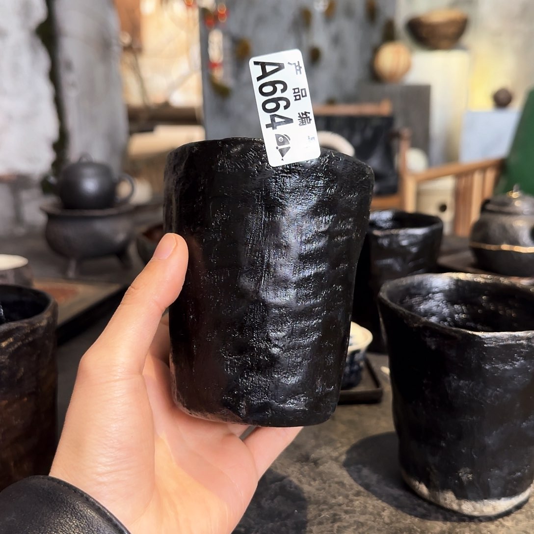 景德镇陶瓷艺术品手作盼****?