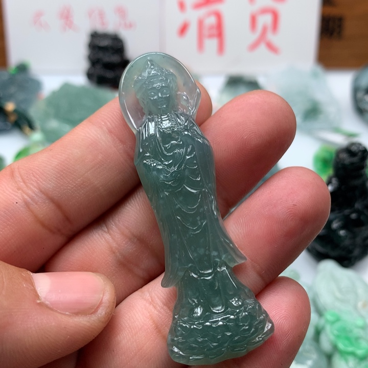 翡翠颈饰未镶嵌保真天然A货翡翠