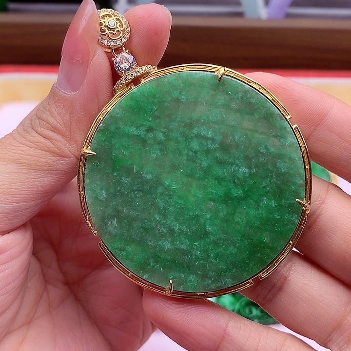 翡翠颈饰银S925镶嵌翡翠