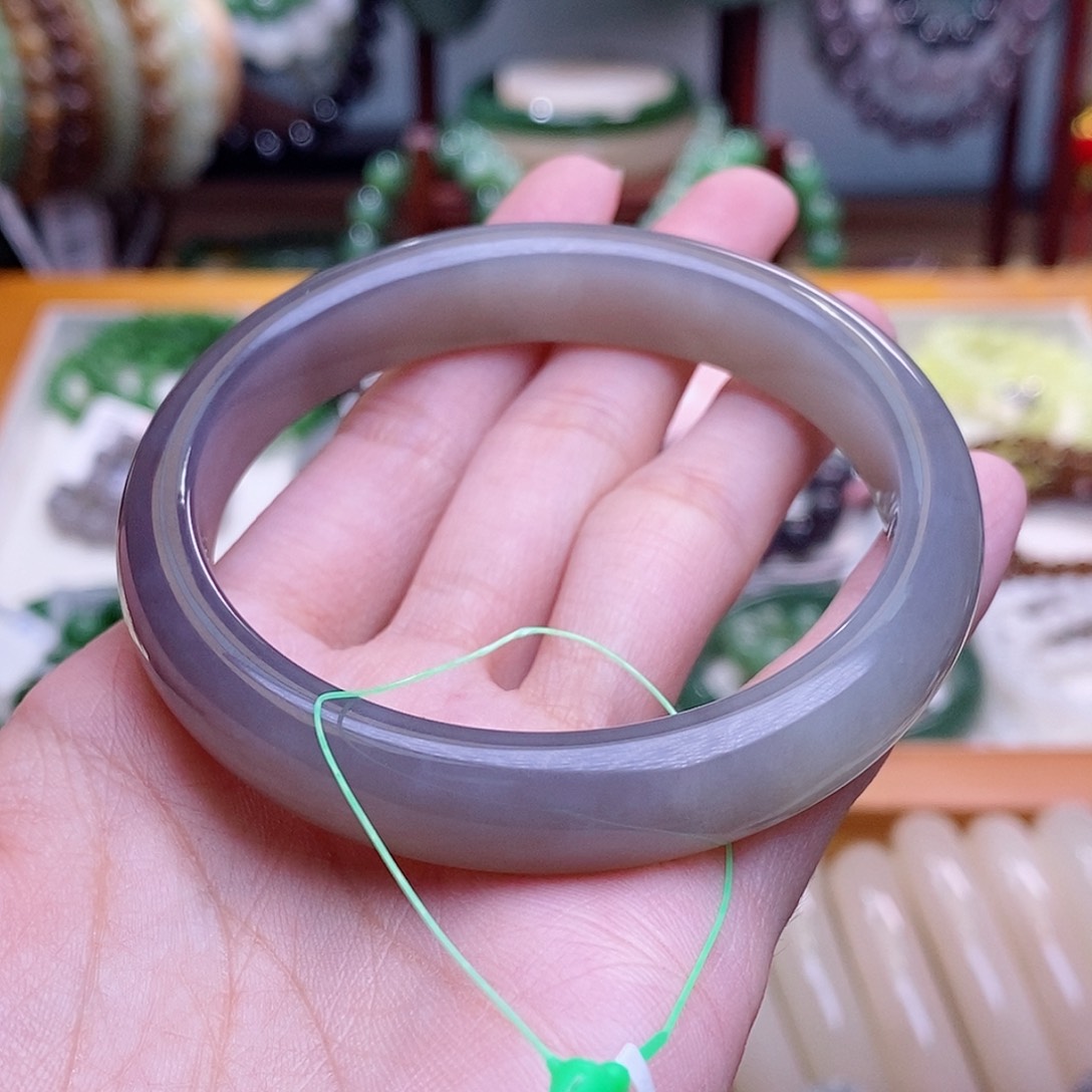 和田玉未镶嵌颈饰冰烟紫半山水福利手镯55圈口