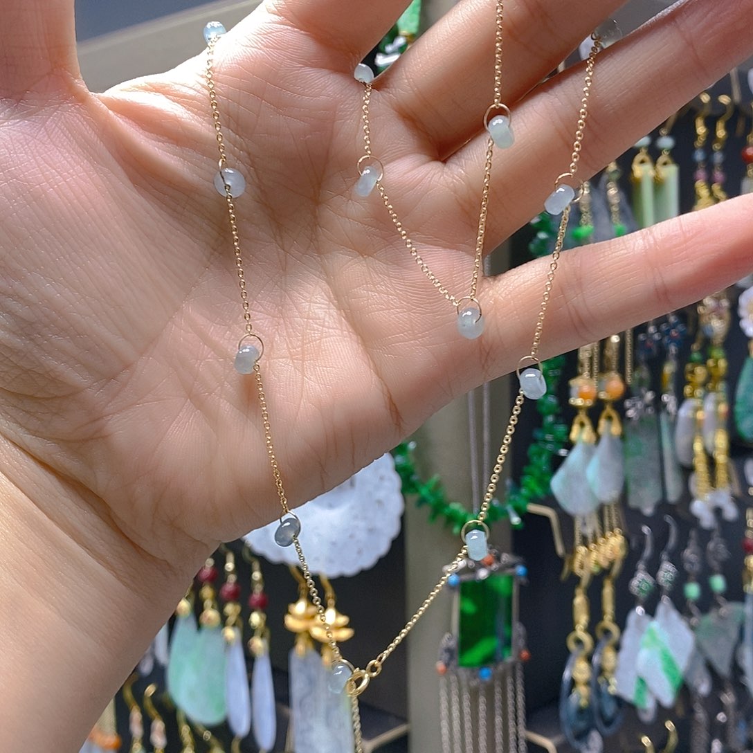 未镶嵌翡翠耳饰翡翠