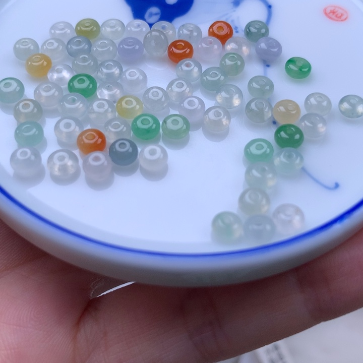 翡翠散珠小*潘鼓珠65个
