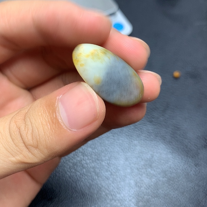 未镶嵌和田玉（糖玉）挂件