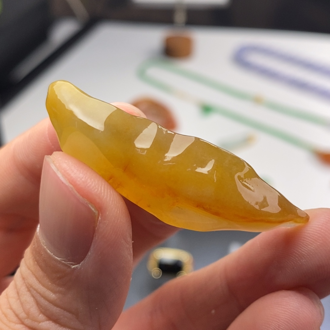 定制翡翠未镶嵌包工