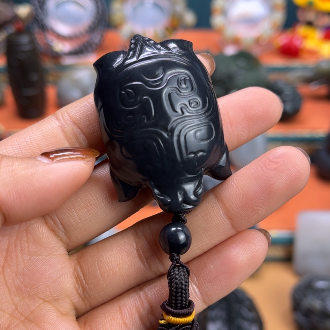 未镶嵌和田玉挂件