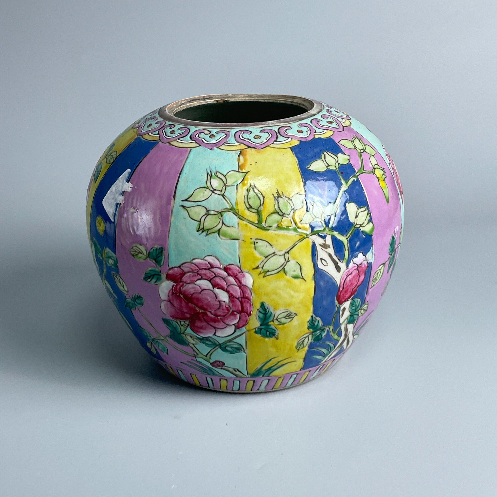 晚清粉彩锦地花卉西瓜罐-M2XKL002056