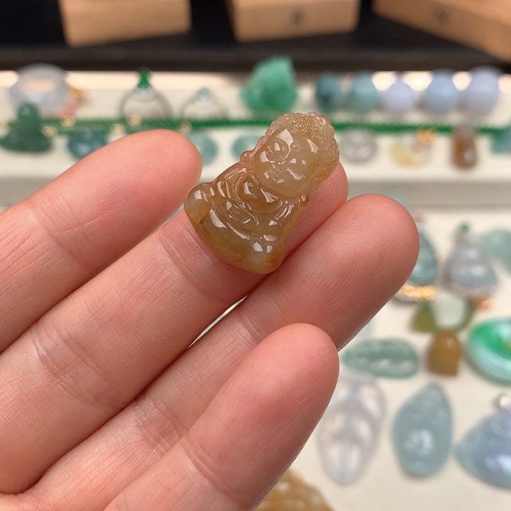 翡翠未镶嵌挂件翡翠