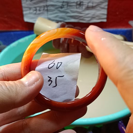 玛瑙/玉髓手镯未镶嵌