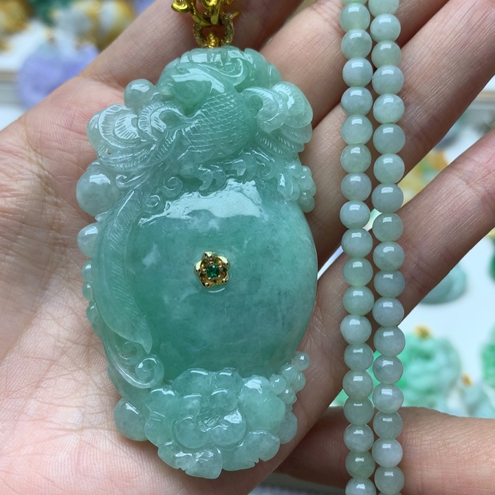 颈饰未镶嵌翡翠翡翠