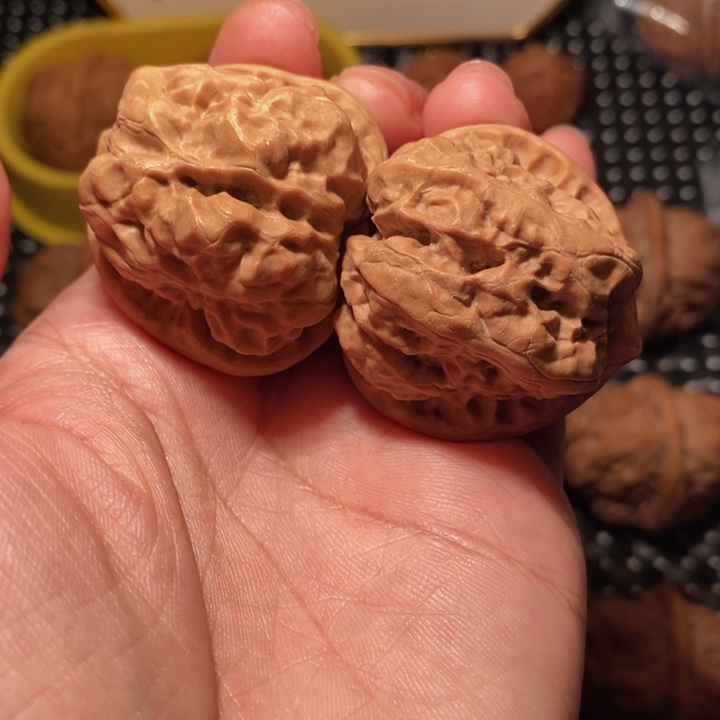 把件文玩核桃肌肉蛙