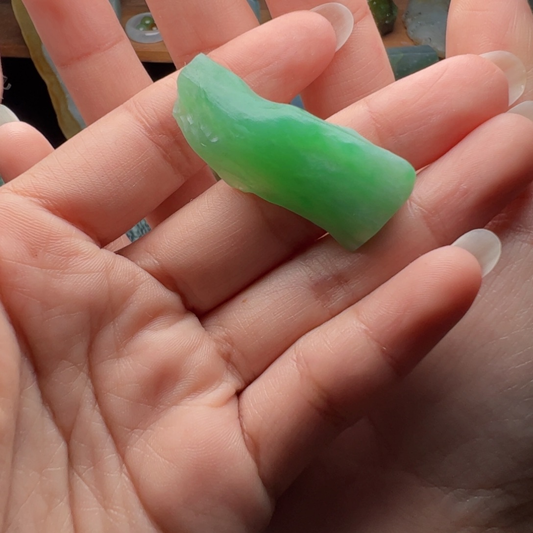 未镶嵌定制翡翠不包工