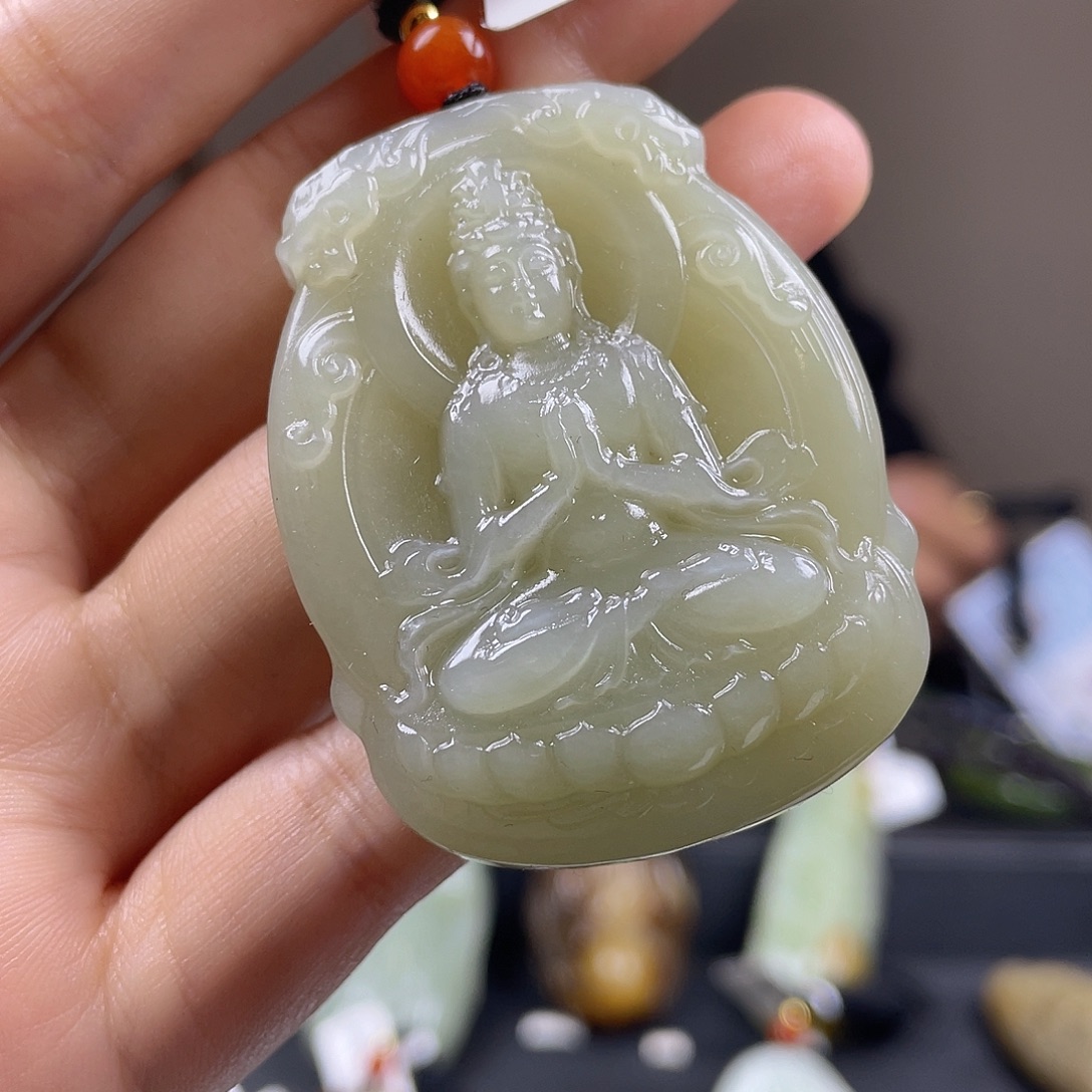 和田玉未镶嵌颈饰