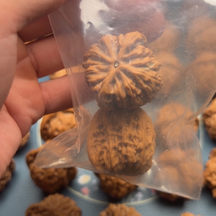 桃核吊坠李*生发给哥哥哥哥