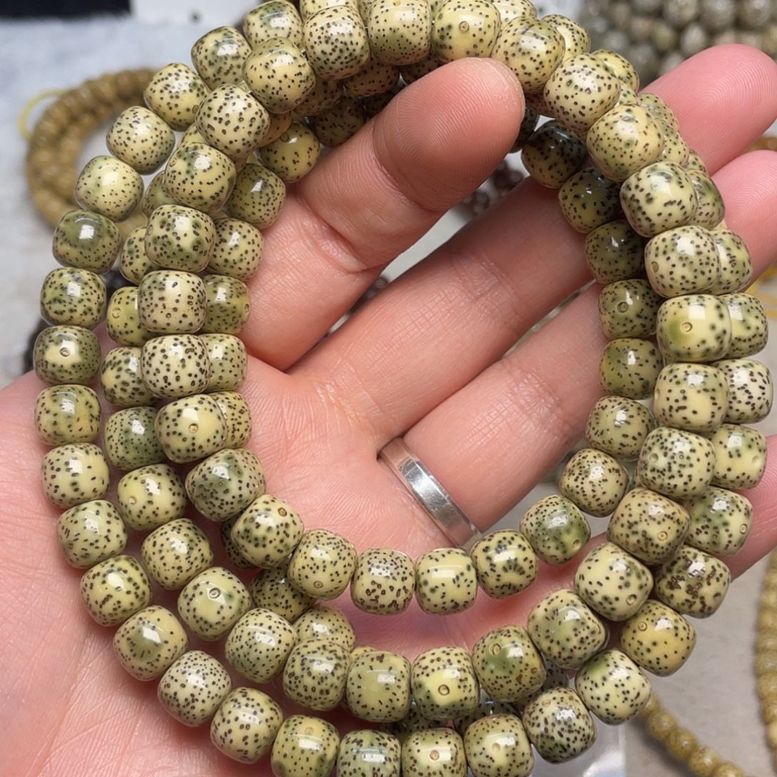 吊坠星月菩提10×9尺寸，青花瓷，带备籽